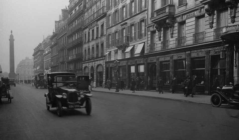 時を超えるカルティエ