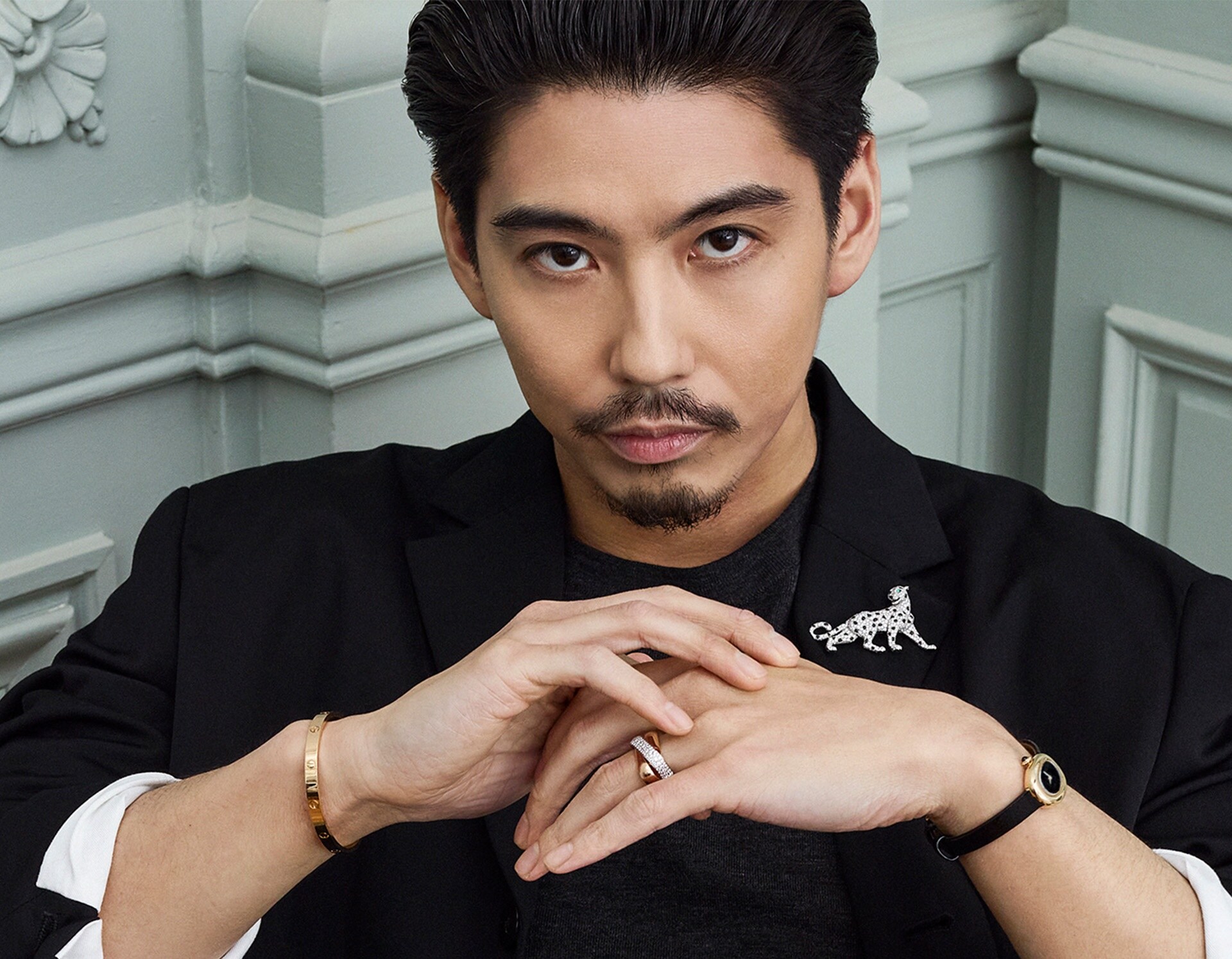 カルティエ公式オンライン ブティック】ジュエリー、時計、婚約指輪  