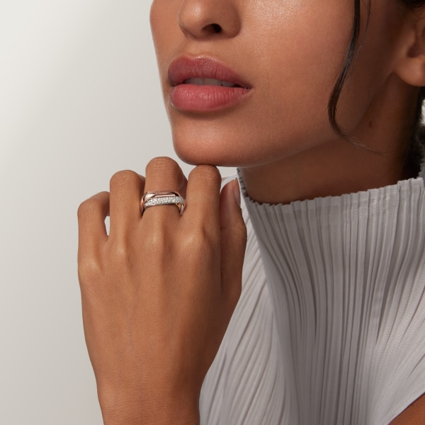 トリニティ クッション リング、クラシックモデル、パヴェ ホワイトゴールド、イエローゴールド、ピンクゴールド、ダイヤモンド