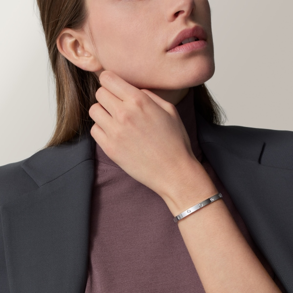 Love ブレスレット、ミディアムモデル、ダイヤモンド4石 ホワイトゴールド、ダイヤモンド