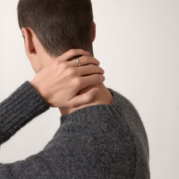 1895 ウェディングリング、幅4mm プラチナ