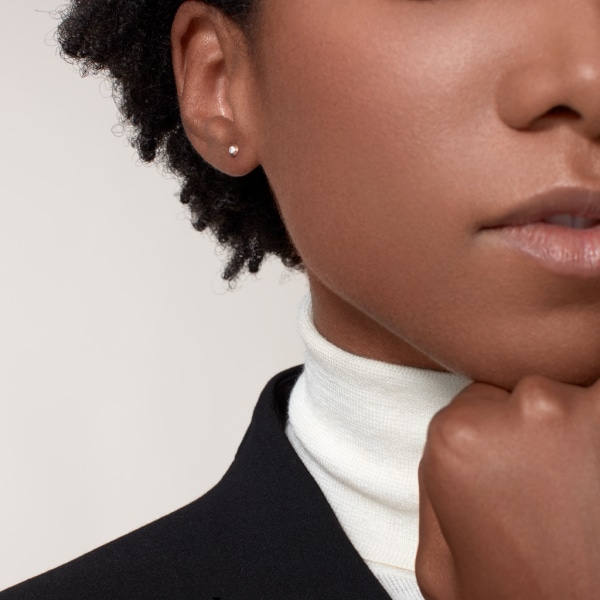 CRB8301214 - 【オンライン限定】カルティエ ダムール イヤリング、XS  