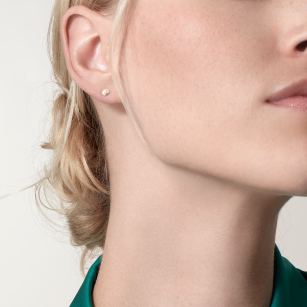 CRB8301215 - 【オンライン限定】カルティエ ダムール イヤリング、XS  