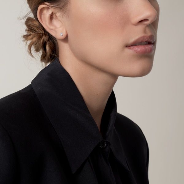 CRB8301213 - 【オンライン限定】カルティエ ダムール イヤリング、XS  