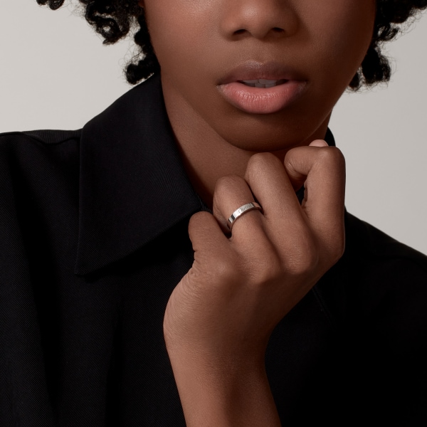 C ドゥ カルティエ ウェディングリング、幅3mm プラチナ