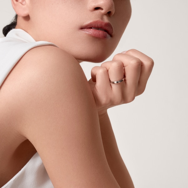 カルティエ ダムール ウェディング リング2.5mm プラチナ950/1000 CRB4093700 - カルティエ ダムール ウェディングリング、幅2.5mm