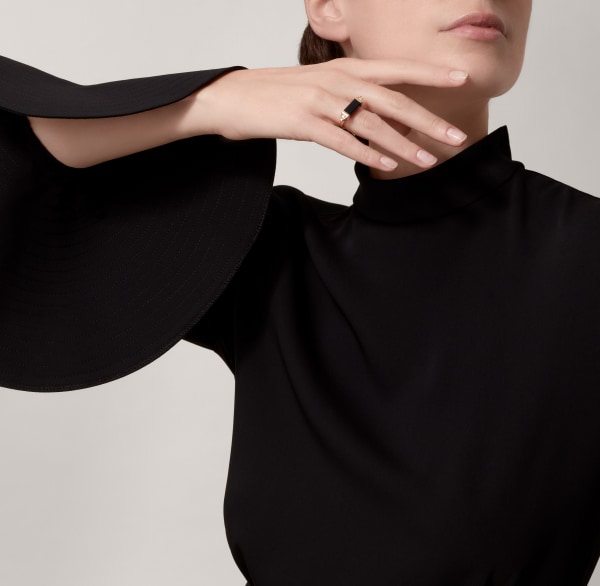 レ ベルランゴ ドゥ カルティエ リング、セミパヴェセッティング イエローゴールド、オニキス、ダイヤモンド