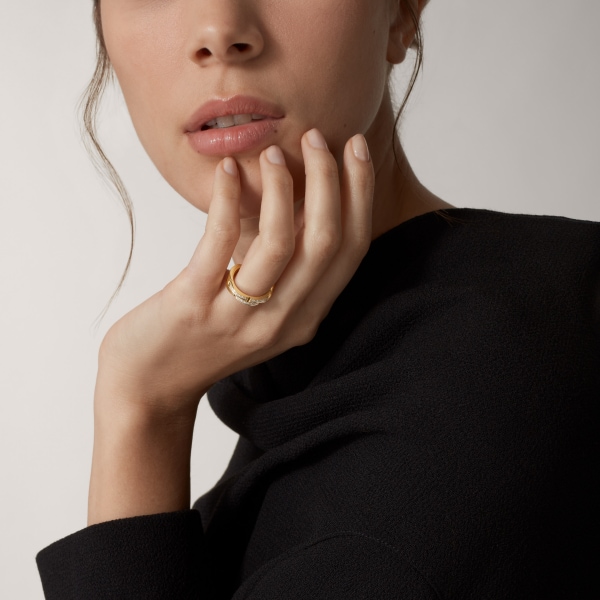 マイヨン パンテール ウェディングリング、2連、セミパヴェセッティング イエローゴールド、ダイヤモンド