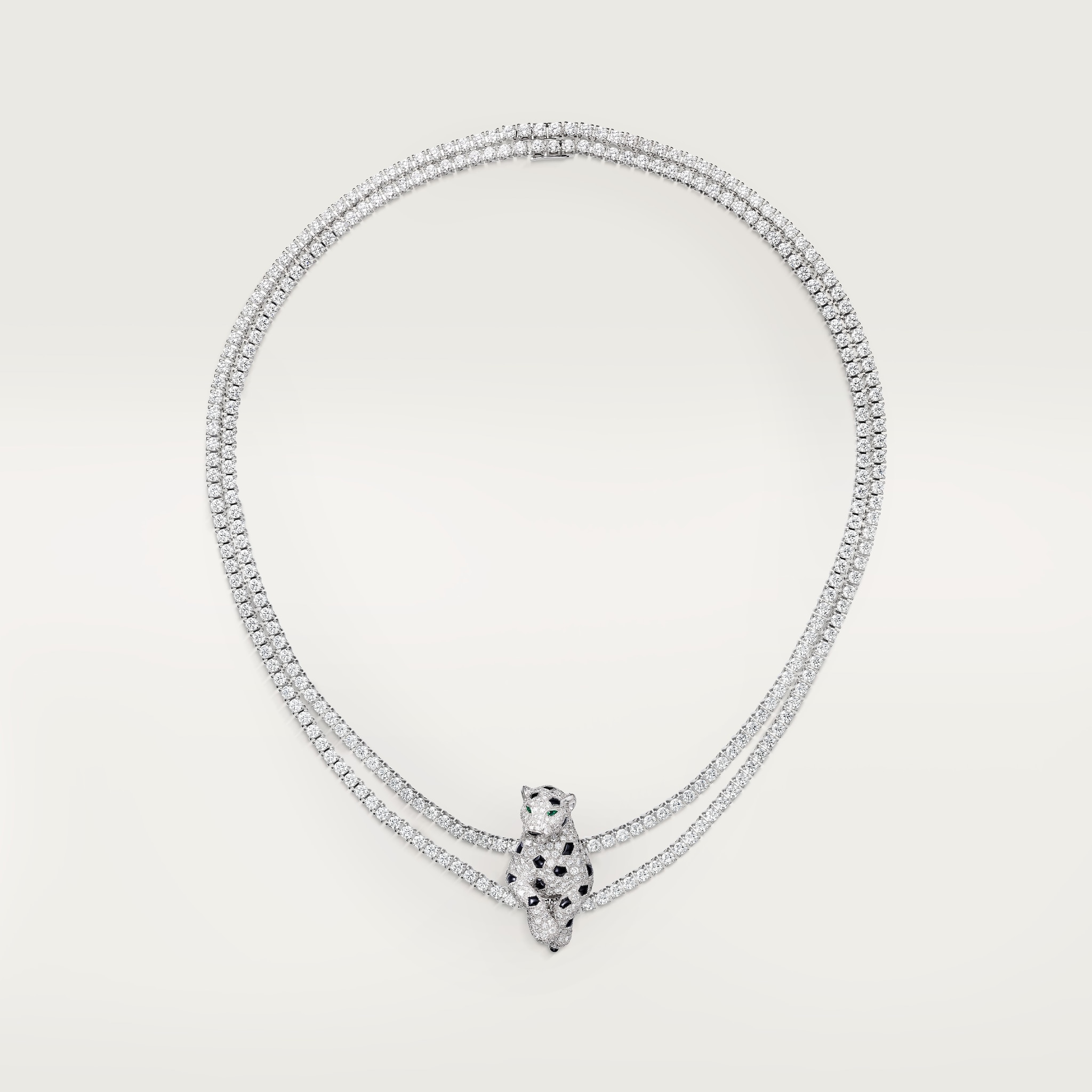 パンテール ドゥ カルティエ ネックレス、マルチウェア、パヴェホワイトゴールド、オニキス、エメラルド、ダイヤモンド。