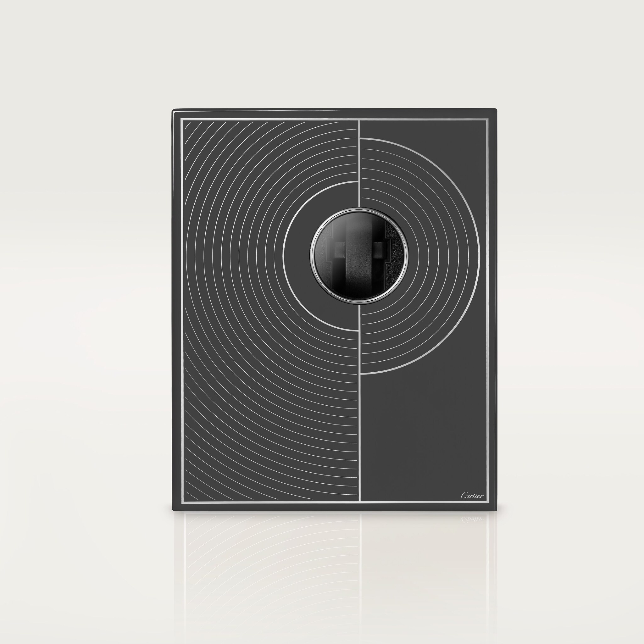 マス ミステリユーズ モチーフ ボックス、ブラックラッカー ウッドにシルバーカラーのモチーフボックス、グレーラッカー ウッド