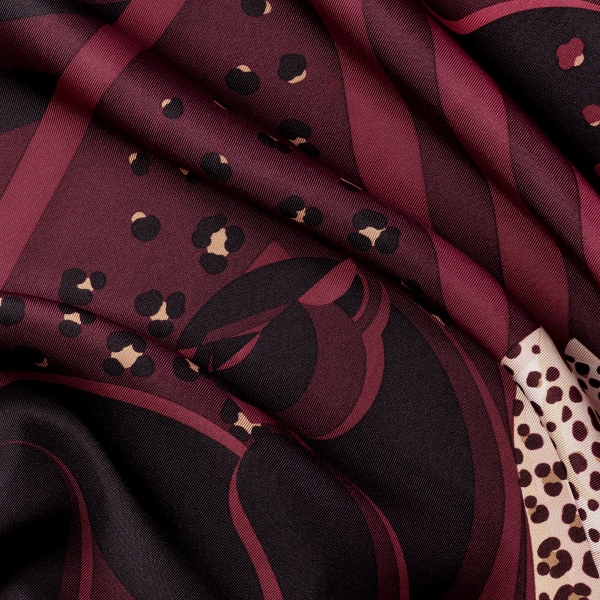 パンテール イリュージョン スクエア スカーフ 90 グレープ＆ベージュ シルクツイル