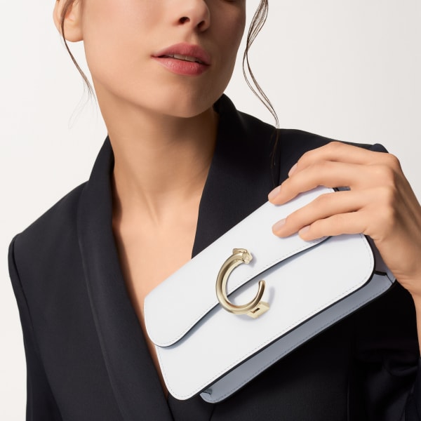 パンテール ドゥ カルティエ チェーンバッグ ミニ オプティックホワイト カーフスキン、ゴールドフィニッシュ