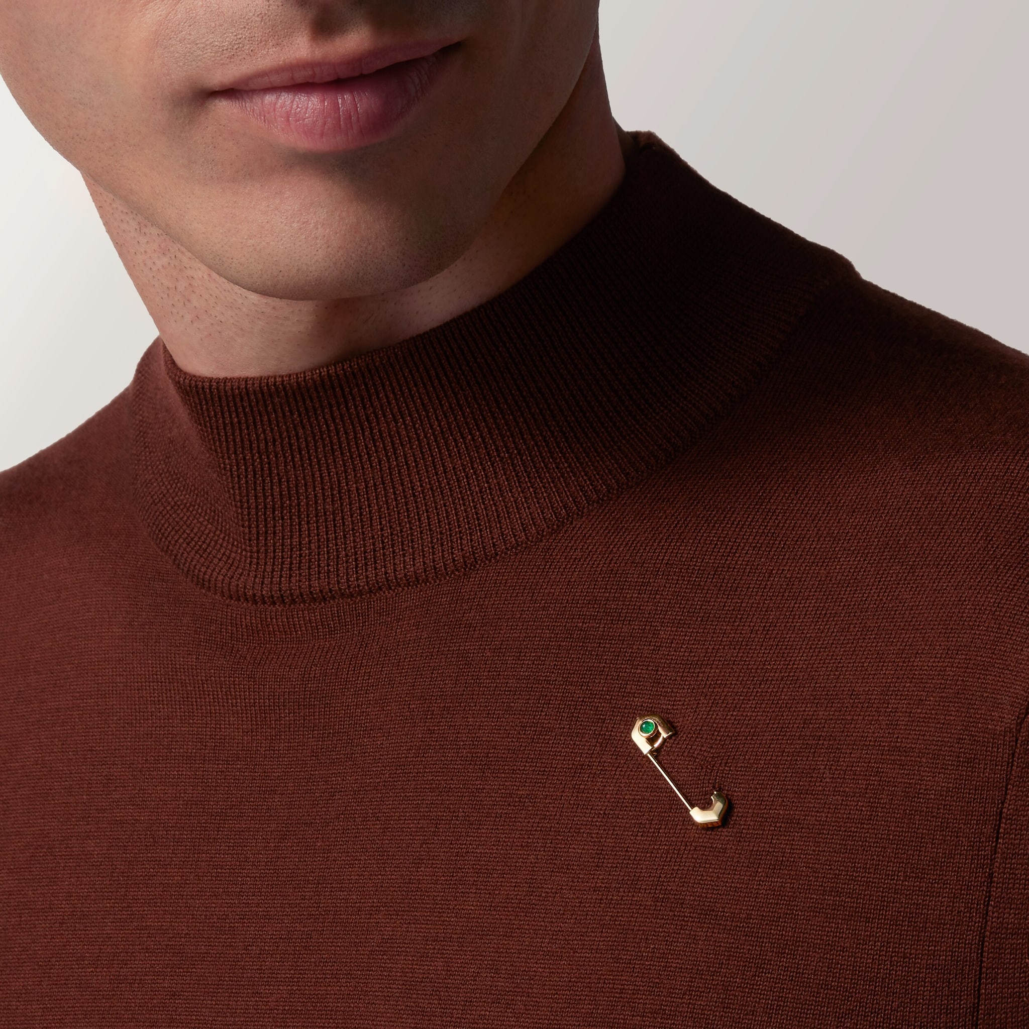 C ドゥ カルティエ ピンブローチイエローゴールド、アベンチュリン