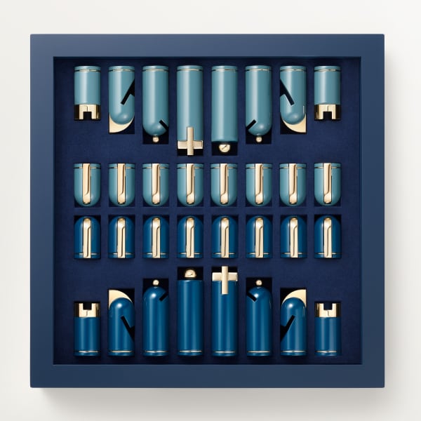 カルティエ ジオメトリック チェス セット ラッカーウッド、ゴールドカラー トランスファー