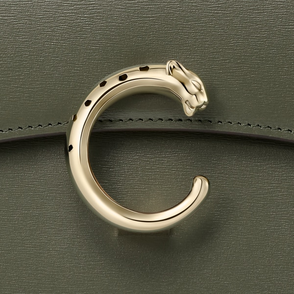 スモール バッグ 
パンテール C グリーンティー グレインド カーフスキン、ゴールドフィニッシュ 