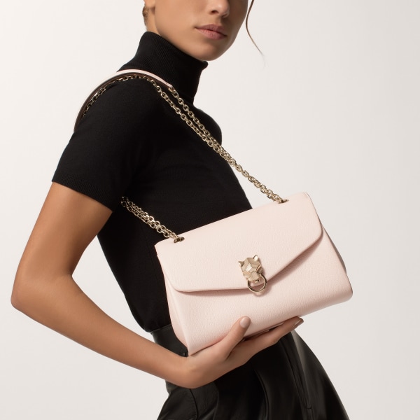 スモール バッグ パンテール グラフィック  ペタルピンク グレイン カーフスキン、ゴールドフィニッシュ