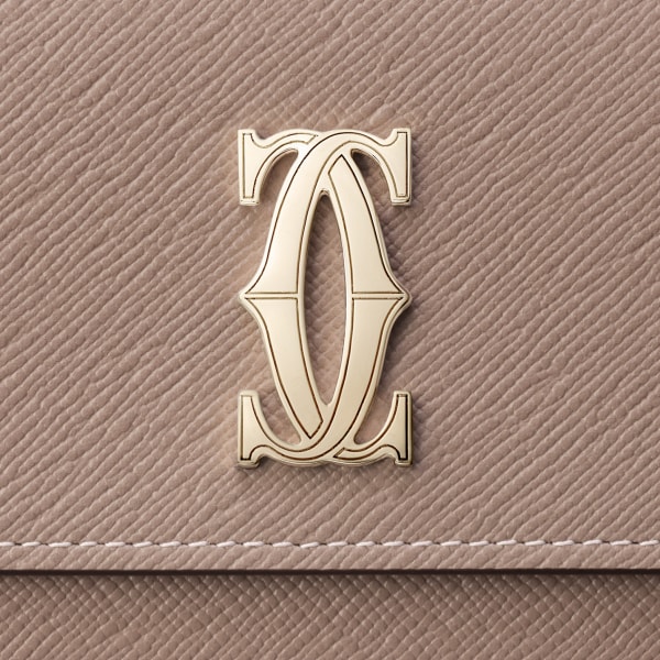 ウォレット C ドゥ カルティエ  クレイカラー テクスチャード カーフスキン、ゴールドフィニッシュ