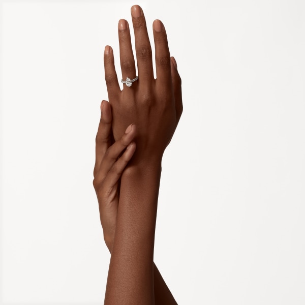 1895 ソリテールリング、ペアシェイプ ダイヤモンド、パヴェセッティング プラチナ、ダイヤモンド