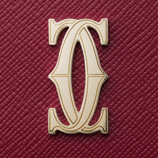 カード ホルダー C ドゥ カルティエ チェリーレッド テクスチャー カーフスキン、ゴールドフィニッシュ