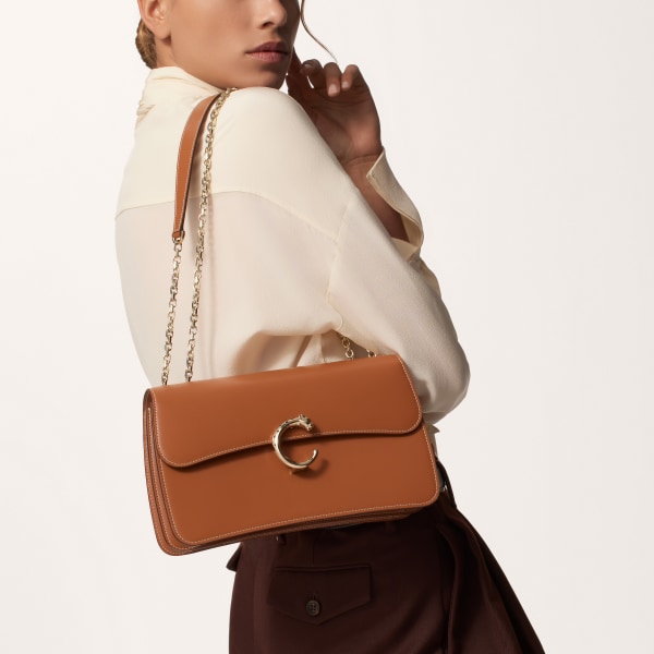 スモール バッグ パンテール C  キャラメル カーフスキン、ゴールドフィニッシュ