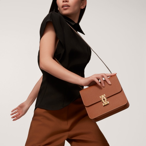 ミニ バッグ C ドゥ カルティエ  キャラメル テクスチャー カーフスキン、ゴールドフィニッシュ