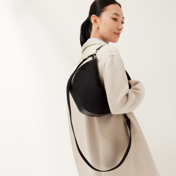 ホーボーバッグ C ドゥ カルティエ  ブラック テクスチャー カーフスキン、刺繡入り、ゴールドフィニッシュ