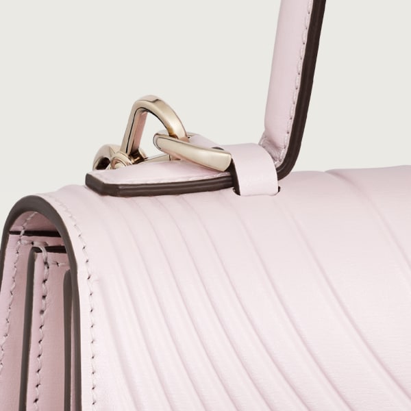 スモール バッグ パンテール C  ペタルピンク カーフスキン、「Cartier」ロゴのエンボス加工、ゴールドフィニッシュ