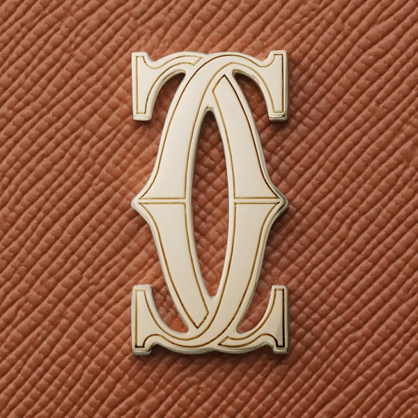 カード ホルダー C ドゥ カルティエ キャラメル テクスチャー カーフスキン、ゴールドフィニッシュ