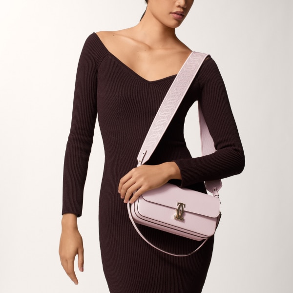 イーストウェストバッグ C ドゥ カルティエ  ペタルピンク テクスチャー カーフスキン、刺繍入り、ゴールドフィニッシュ