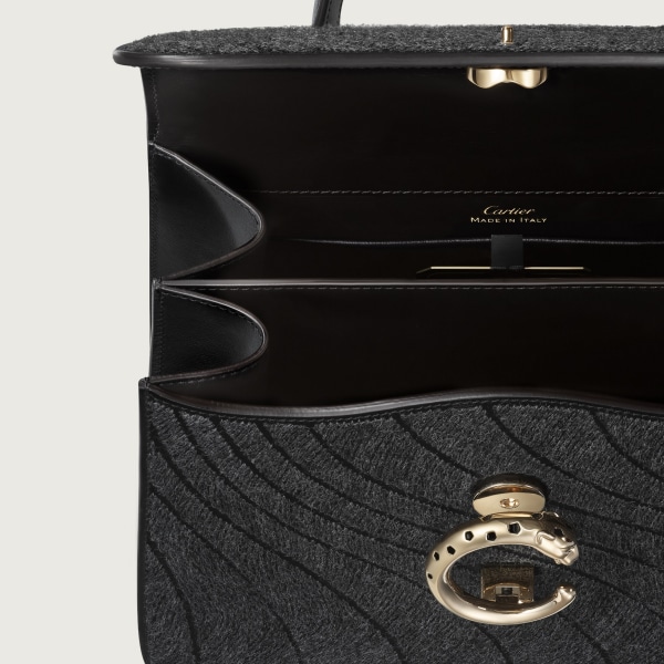 パンテール C スモール バッグ  ウール クロウ エンブロイダリー、ブラック グレインド カーフレザー、ゴールドフィニッシュ