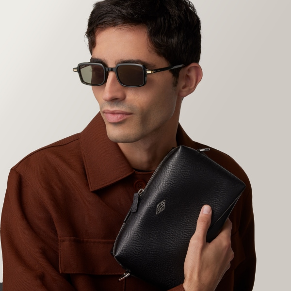 プルミエール ドゥ カルティエ サングラス ブラック アセテート、グレーレンズ