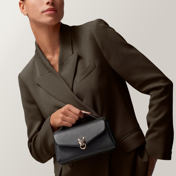 ナノ バッグ パンテール グラフィック  ブラック グレイン カーフスキン、ゴールドフィニッシュ