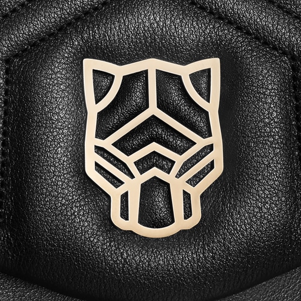 パンテール ドゥ カルティエ ハーフムーンバッグ ブラックキルティング カーフスキン、ゴールドフィニッシュ